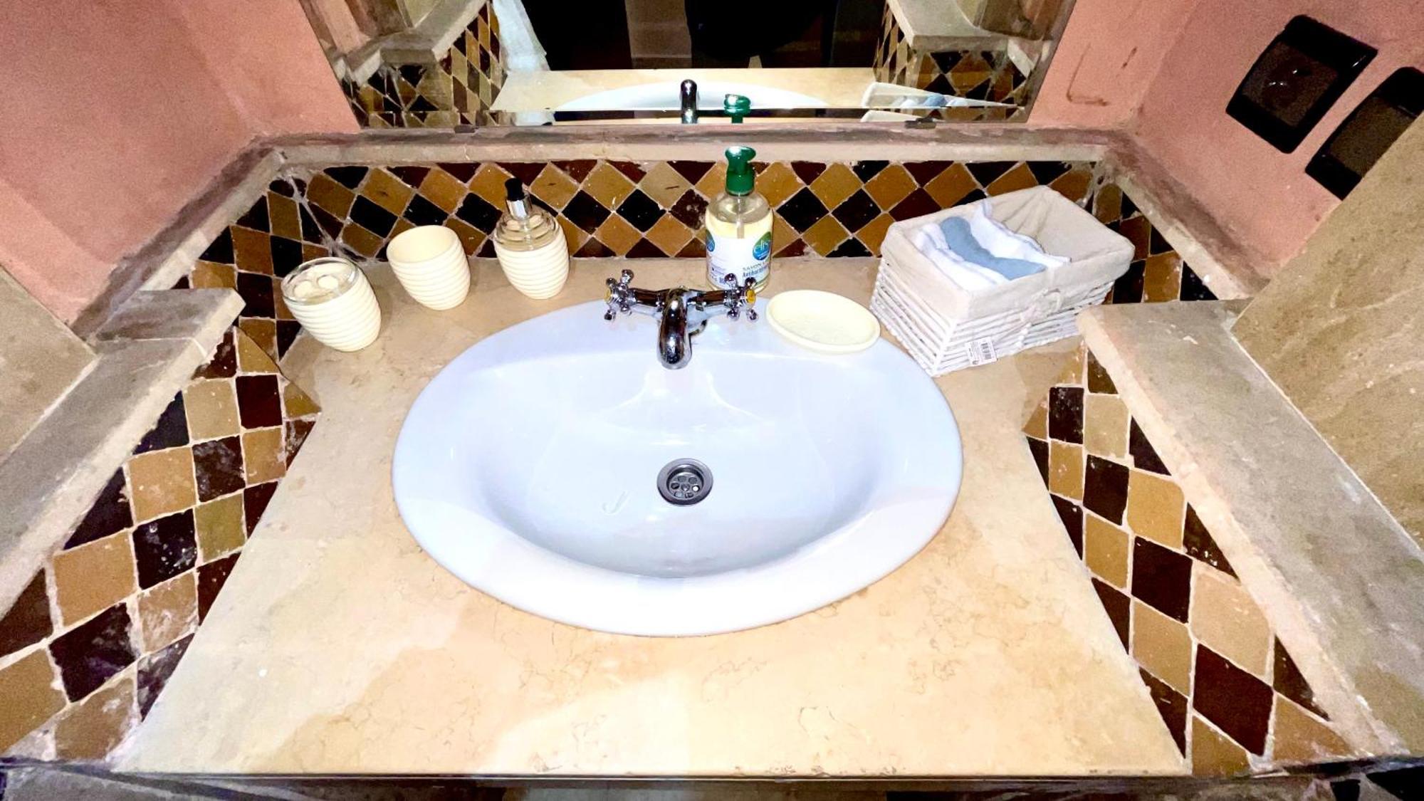 Perle En Plein Gueliz Apartment Marrakesh Luaran gambar